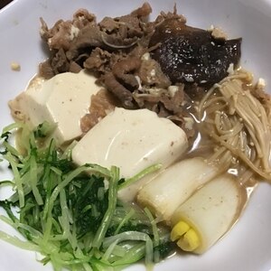 家族みんなで　ごちそう　すき焼き